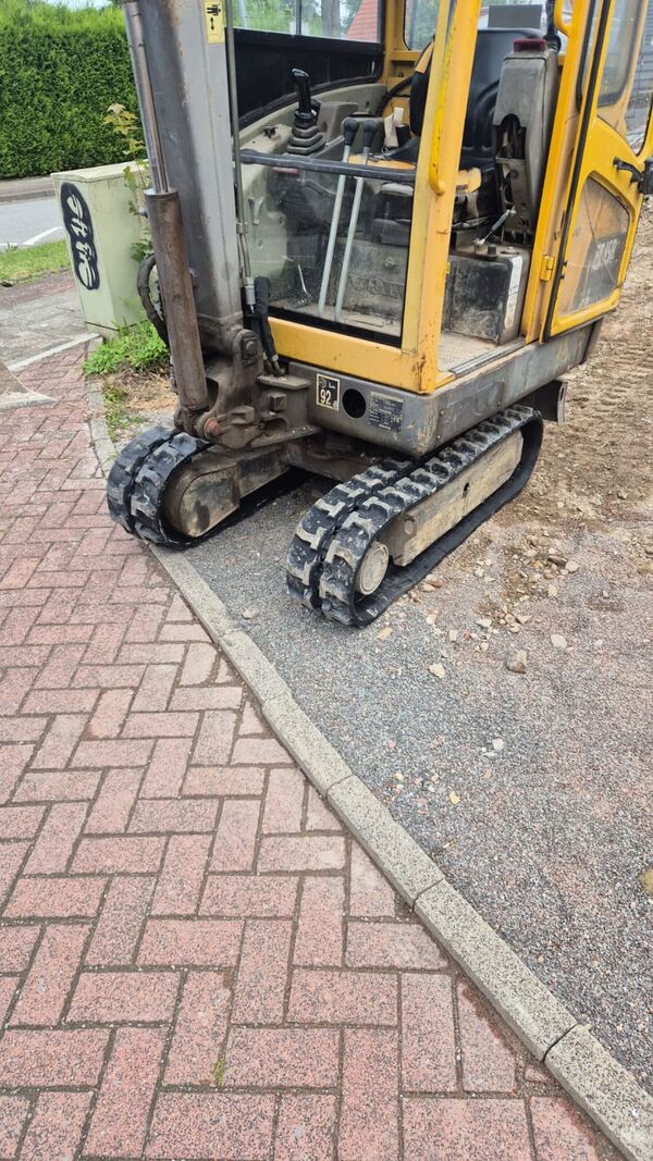 Gummiketten 230x96x33 für Volvo EC15B