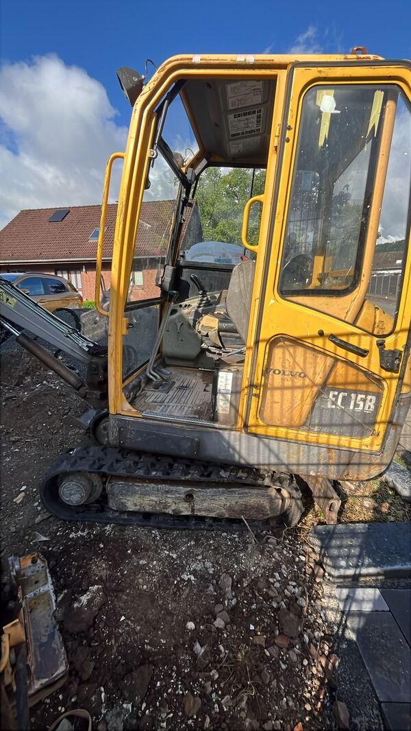 Gummiketten 230x96x33 für Volvo EC15B